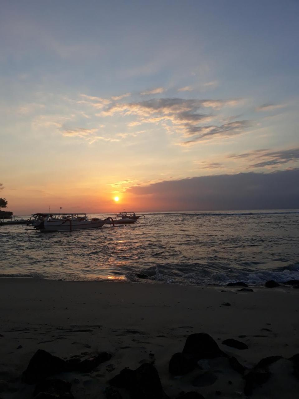 Lembongan Cempaka Villa & Restaurant Нуса Лембонган Екстериор снимка