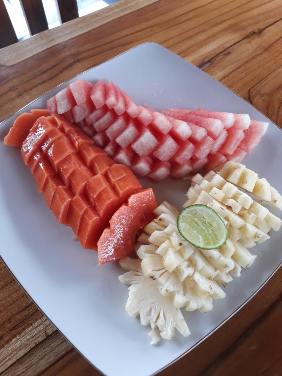 Lembongan Cempaka Villa & Restaurant Нуса Лембонган Екстериор снимка